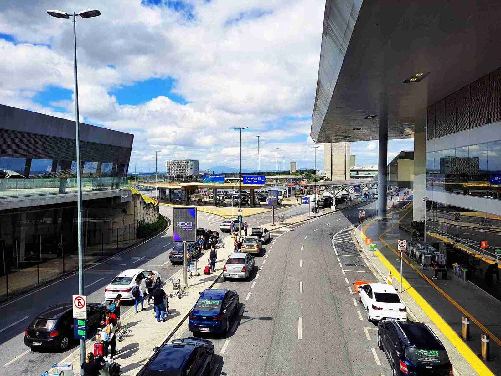 Pre-Arranged Airport Transfers from Staines for Better Travel Planning